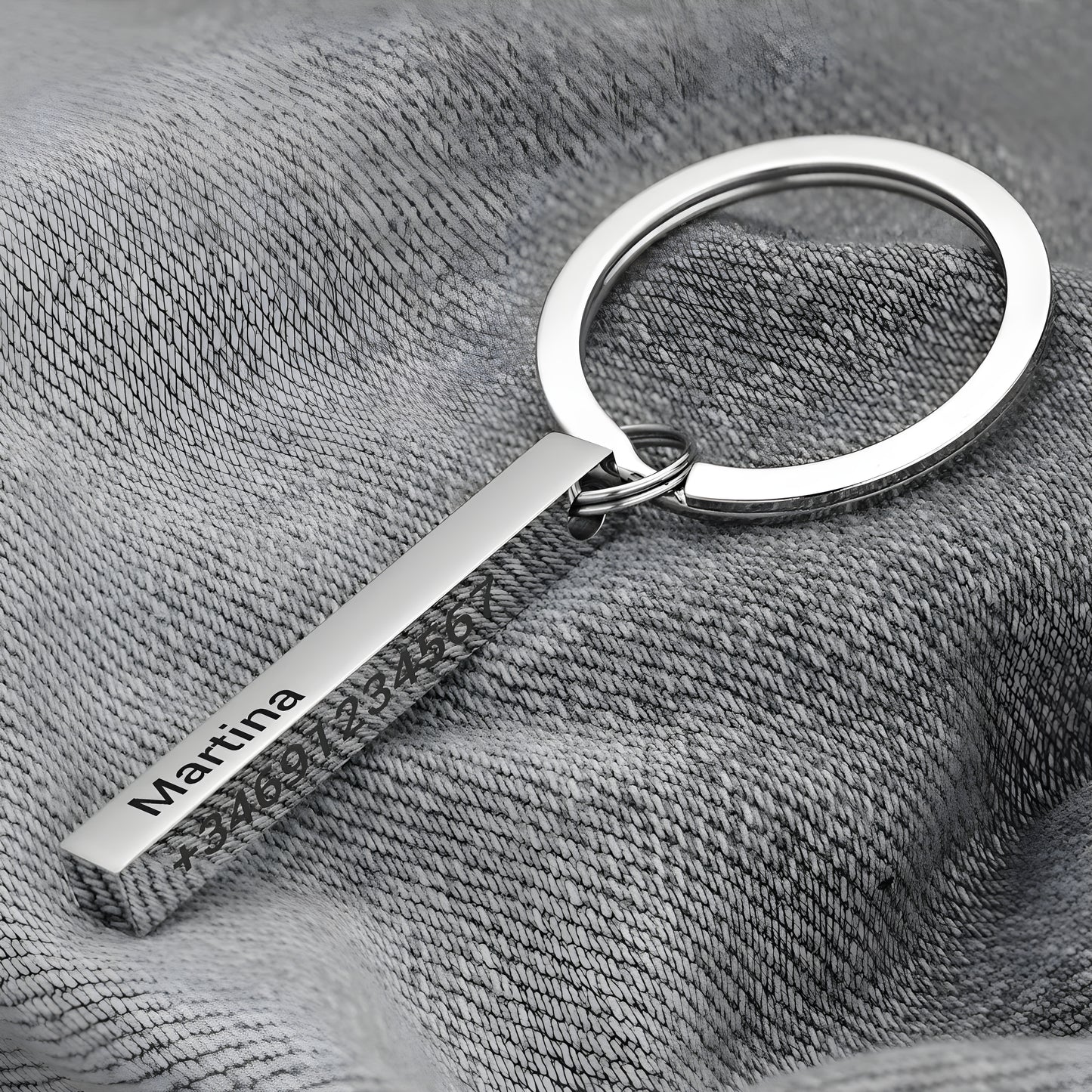 Engrave-It-All Bar Keychain - Personalized AirTag Alternative